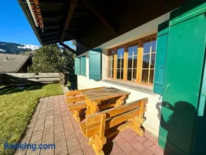Ski-In Chalet in top location - Image 1