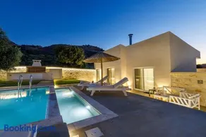 Villa Heated Private Pool & BBQ by ILIOS Georgioupoli - Image 3