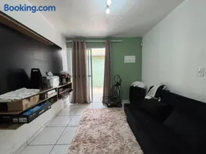 Practical and comfortable retreat for your stay - Image 1