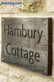 Luxury property with spa access on a nature reserve Hambury Cottage BV22 - Image 2