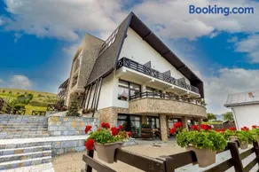 Vale Humor Residence - Image 1
