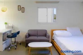 Beachblue Pension Geoje - Image 3