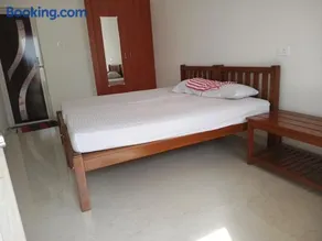 Meenatchi Hotel and Residency - Image 4