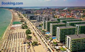 BeachSide Apartment - Pool & Spa Resort langa plaja - Image 3