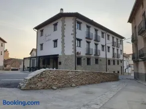 Aparthotel Castellfort - Image 4