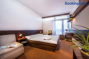 Hotel SOREA MARMOT - Image 2