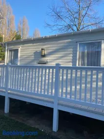 Kellys Holiday Homes 24 Willerby 2 bedrooms caravan - Image 2
