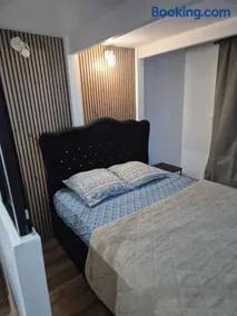 Studio confortable avec parking gratuit - Image 2
