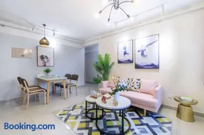 Baoding Jingxiu·BaoDing Railway Station· Locals Apartment 00173430 - Image 1