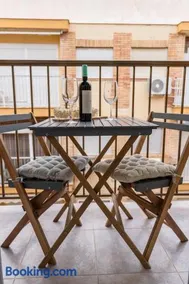 Apartment less than 40 meters from the beach - Image 2