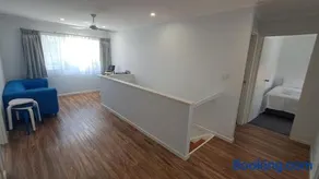 Wynnum Creek Retreat - Image 2