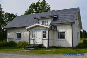 Luntinmäen omakotitalo - Image 1