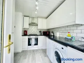 Central Hamilton House - Image 4