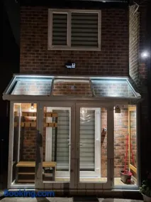 Nice flat for stay in and rest - Image 4