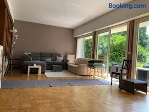 5 Chambres dans une grande maison - Image 5