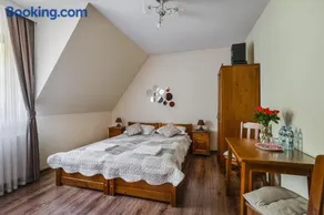 WillaByTheRiver JACUZZI & SAUNA - Image 2