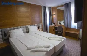 Prince Cyril Hotel - Image 5