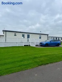28 Fentley Green - Ashbourne Heights Holiday Park - Image 1