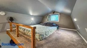 Tiny Barn at Windy Oaks - Image 2