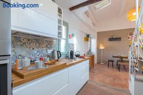 Le Château - THE MOST BEAUTIFUL SIGHT IN OLD TOWN, private terrace - Image 5
