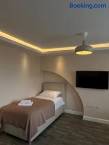Boutique Apartments - Image 4