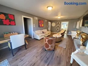 Super Large East Memphis 23 Beds - Image 3