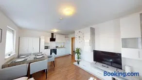 CROWN LIVING Design Apartment Dornbirn - zentral Gelegen, WLAN, kostenlosem Parkplatz und Self Check-in, ideal für Geschäftsreisende und Feriengäste - Image 3