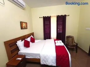 Golden Peak Estate Homestay - Image 2