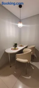 Flat Century Plaza - Image 4