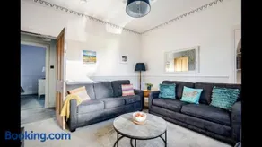 The Bonnie Stay Garden Apartment - Image 4