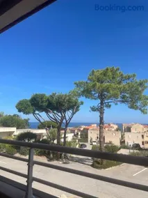 Duplex 4 personnes vue mer proches toutes commodites - Image 1