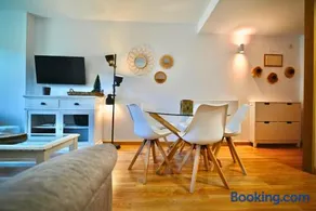 Apartamento en Soldeu con terraza, vistas y parking I Guineu - Image 3