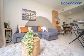 Miami Luxury 5BD Home! Next to Wynwood & Design district - Image 4