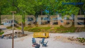 Beach Cabin #1 - Image 3