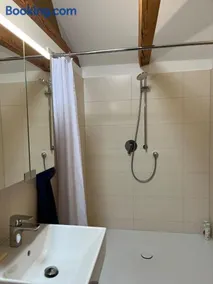 Studio-Style Apartment - Image 2