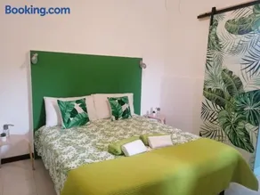 Jungle Room - Image 2