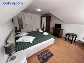 Motel Valea Zanelor - Image 2