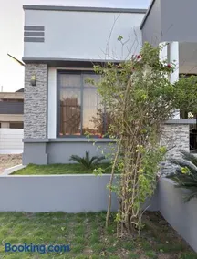 SC Luxury Home - Image 3