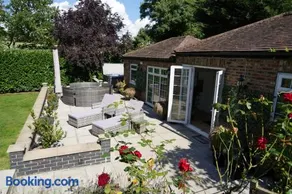 Elysium Grove Women's Retreat & Wellness Centre - Image 4