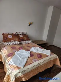 Casa Mea Privatzimmer 2 - Image 4