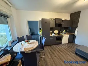 Monteur und Ferienhaus Herne Zentrum WLAN, Küche und Parkplatz - Image 3