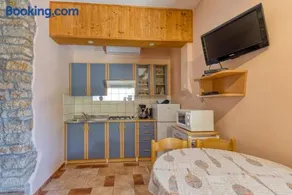 Rinaldis - Image 4