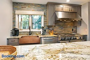 Villa's of Aspen by Snowmass Vacations - Image 4