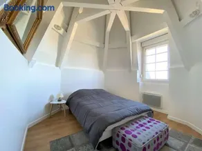 Appartement rénové au Château de Trestraou avec parking, proche plage et commerces - FR-1-368-163 - Image 3