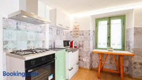COZY MOUNTAIN RETREAT - with Garden, Wi-Fi - Image 2