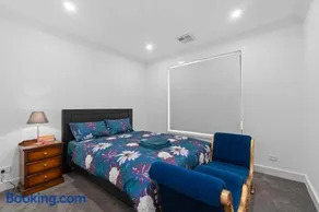 Brand New Guest House, Modern, Stylish & Comfortable - Image 1