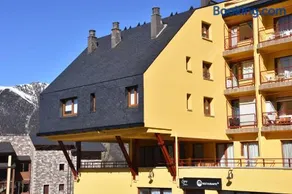 Apartamentos SNÖ Cerler - Image 2