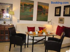 APARTAMENTO EN CENTRO HISTÓRICO con PARKING GRATIS - Image 2