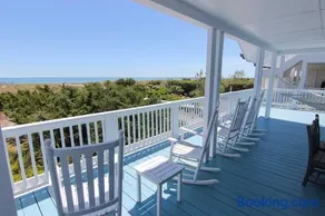 Carolina Breezy by Sea Scape Properties - Image 2