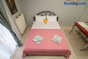 RIRIKA APARTMENT - Image 3
